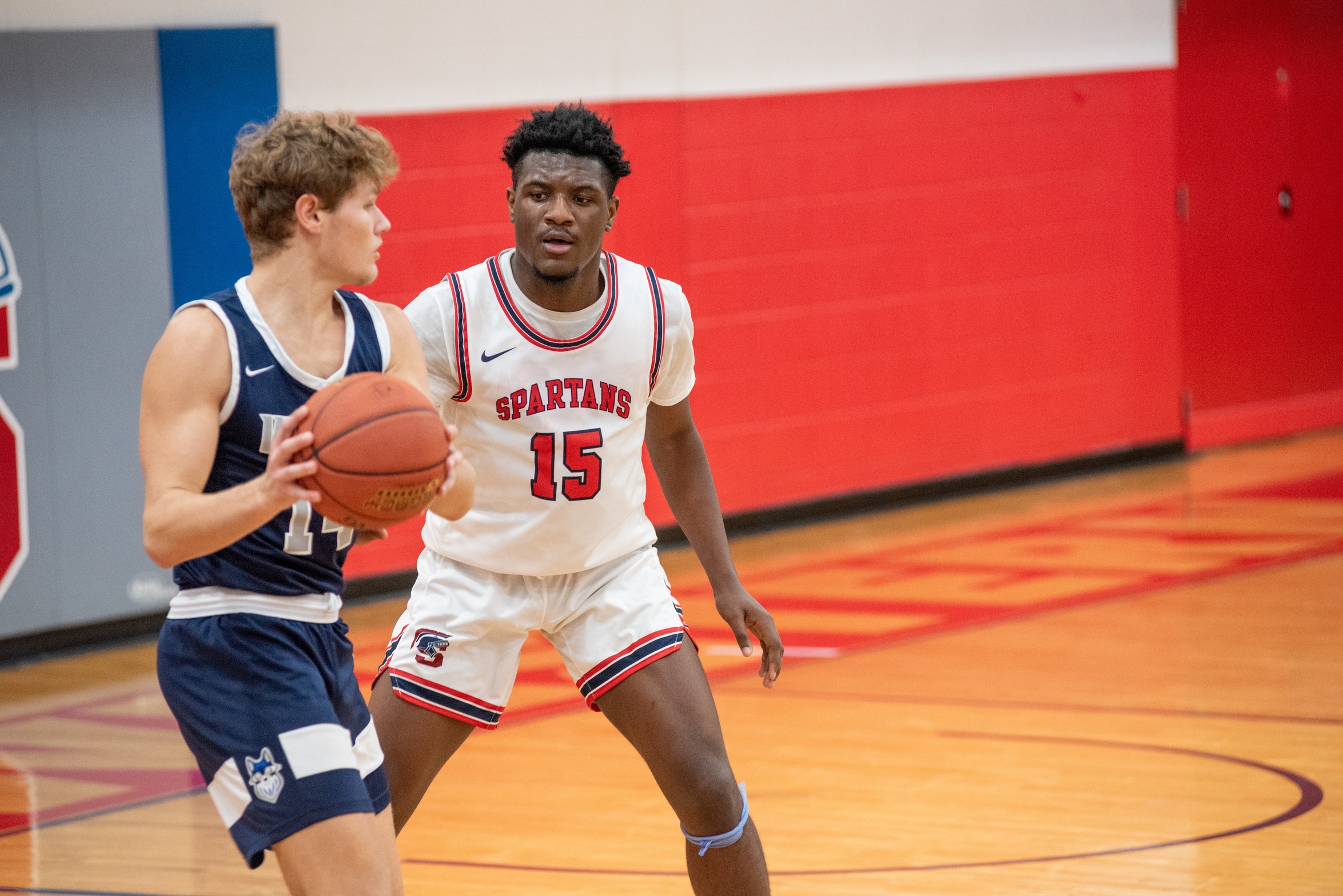 Southwestern Spartans dominate in men&rsquo;s basketball victory