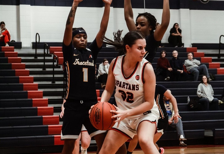 Winter Break Recap: Women&rsquo;s Basketball Battles Through Conference Stretch