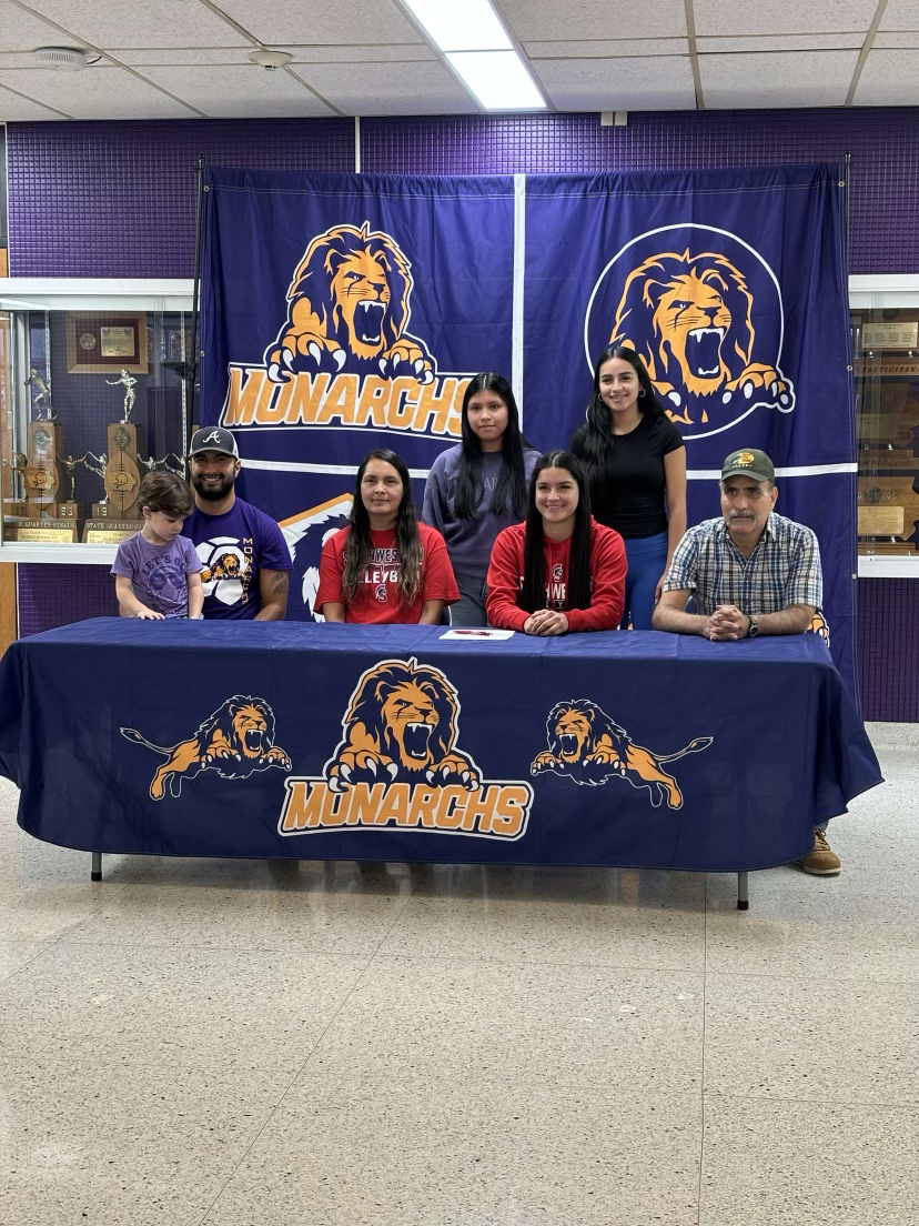 Southwestern Volleyball Signs Gaby Cardenas to 2025 Recruiting Class