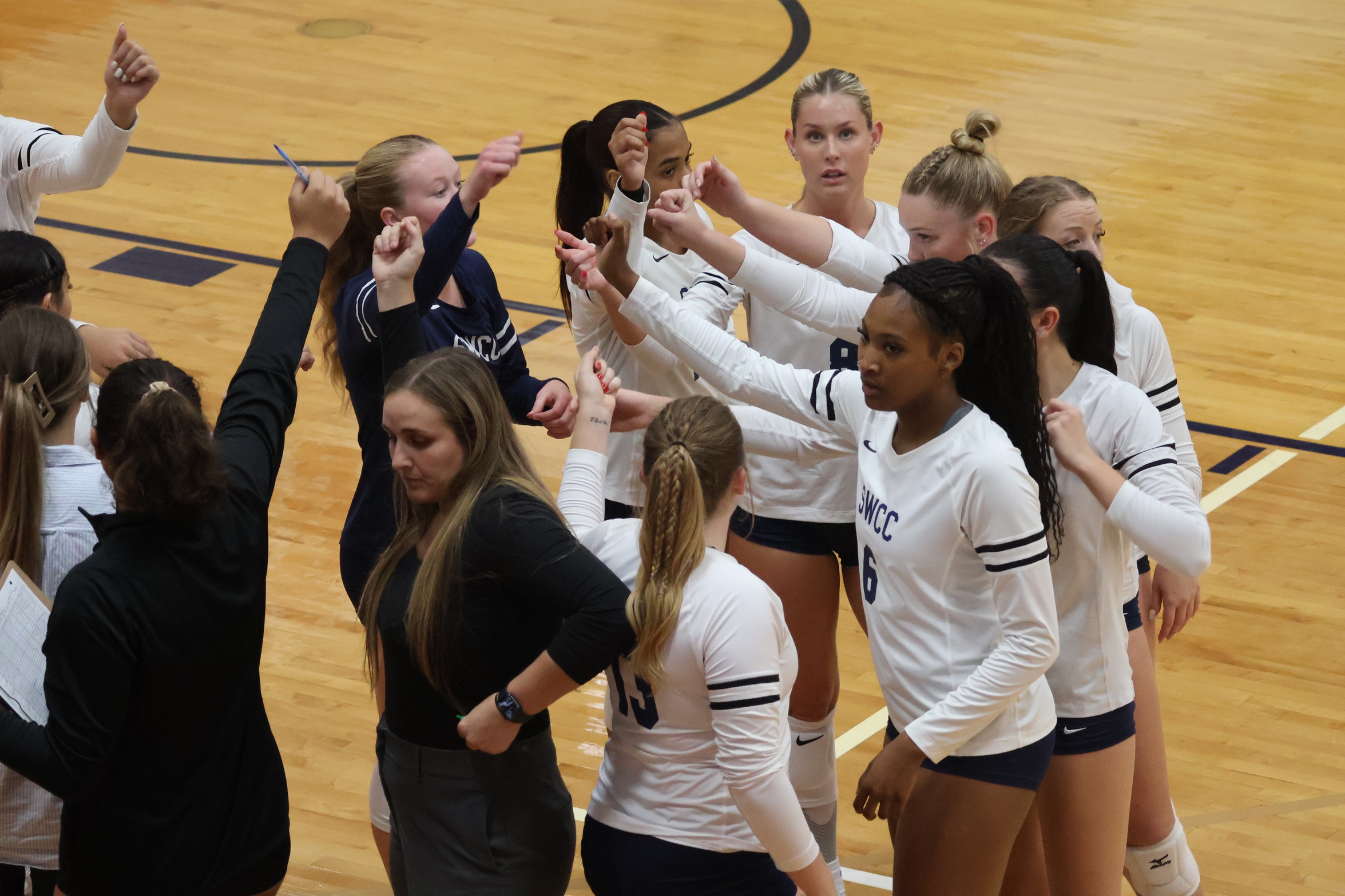 Spartan Volleyball Finishes 2-2 Over Weekend